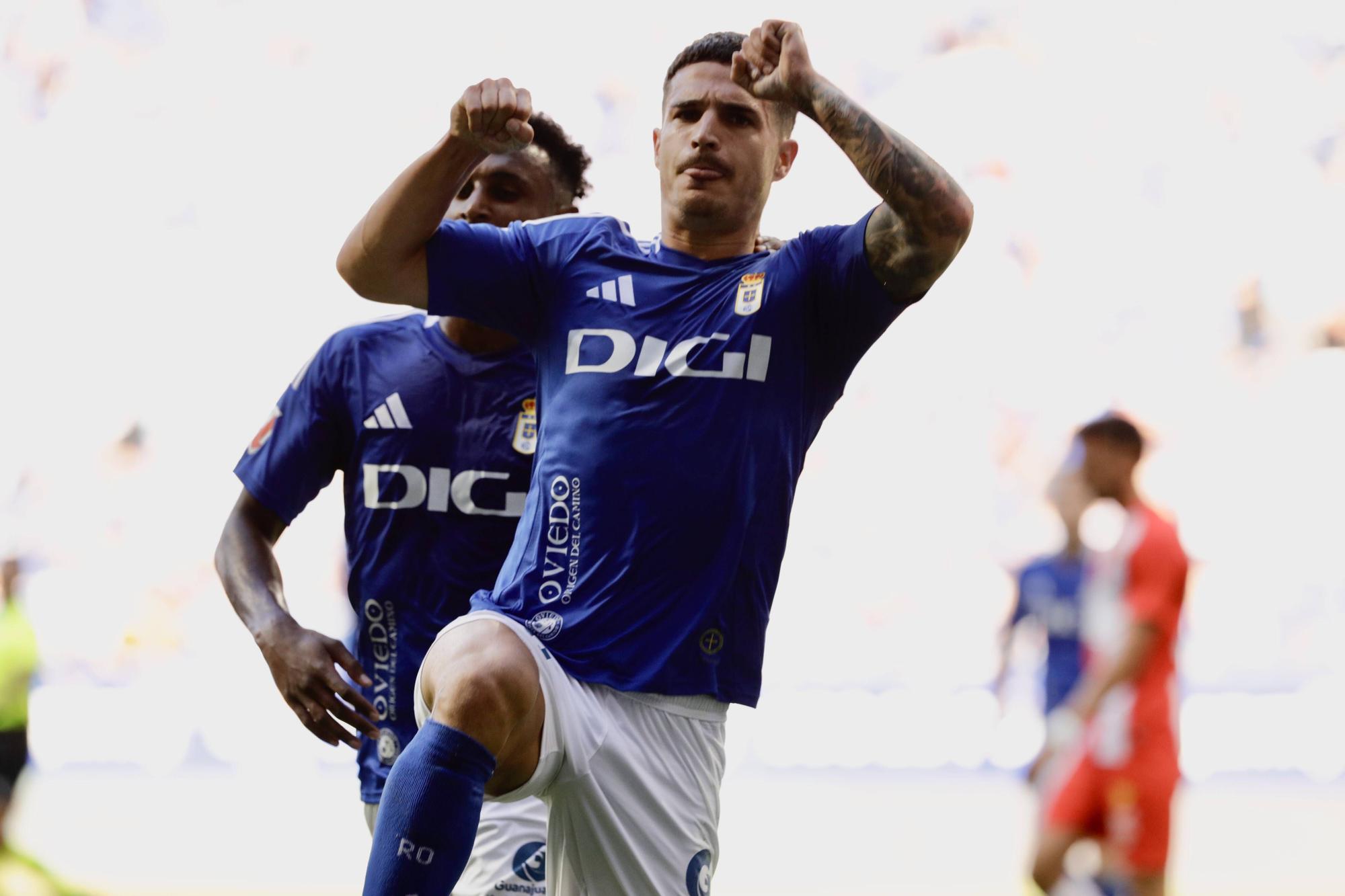 EN IMÁGENES: Así ha sido la victoria del Oviedo ante el Almería (3-2)