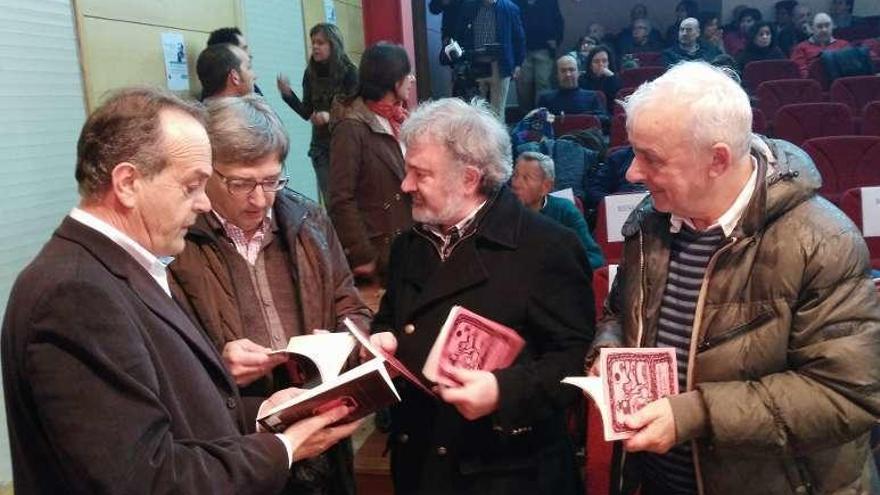 Presentación de la reedición del libro &quot;Cantigueiro do Orcellón&quot;. // FdV