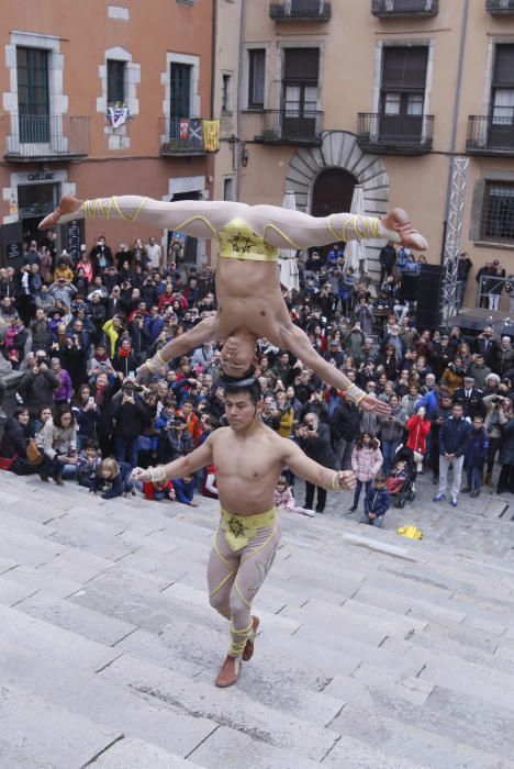 Rècord mundial de pujar esglaons cap a cap a Girona