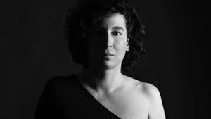 La escritora Olalla Castro, autora de la novela Mañana.