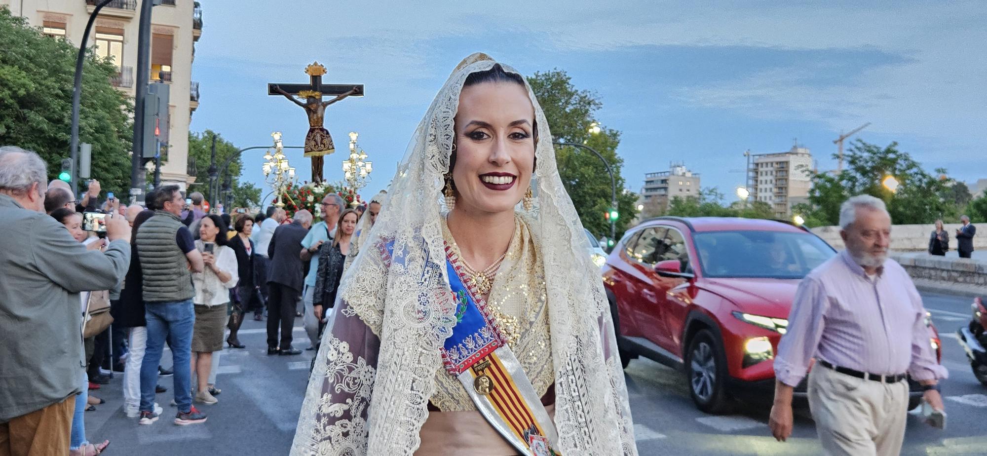 Laura, Paula, las cortes y las fallas de Zaidía acompañan al Cristo de la Fe