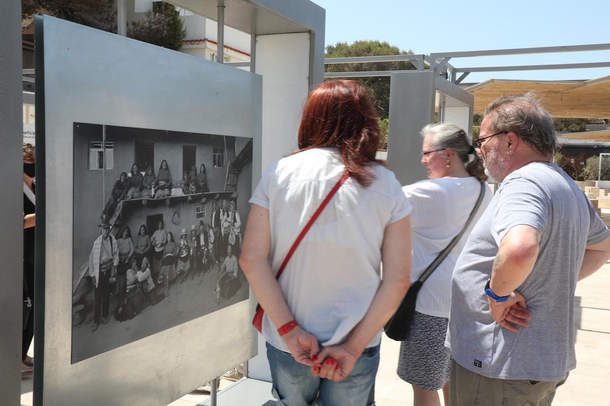 Exposición itinerante ‘50 fotografías con historia’, en Formentera