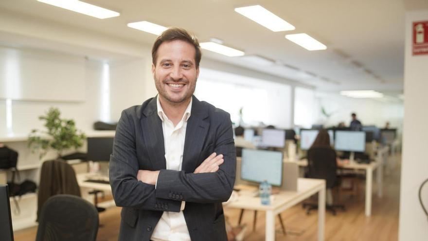 El ingeniero que dejó Inditex para crear desde A Coruña la empresa que ordena la inmigración laboral