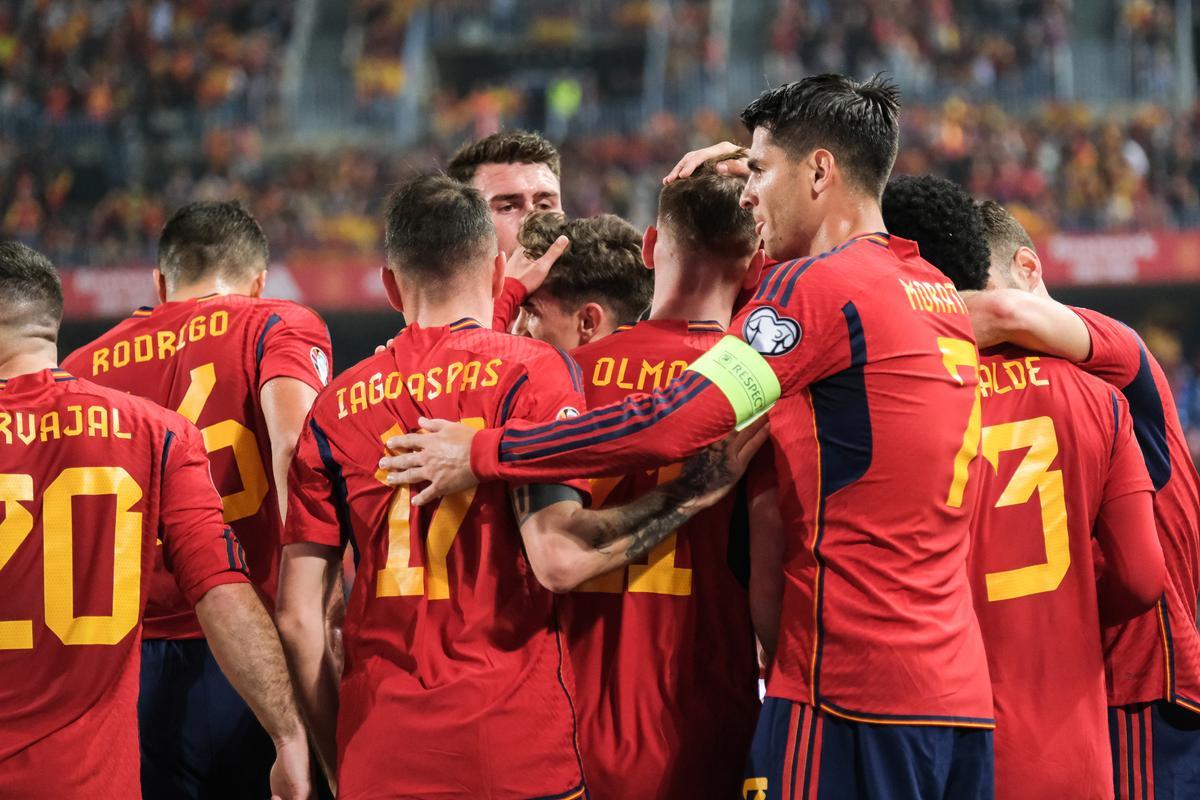 La Roja juega en Málaga contra Noruega, en imágenes