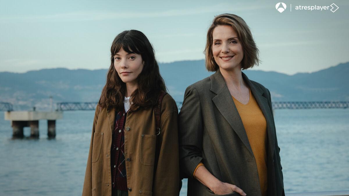 Mireia Oriol y Eva Martín, en 'Ágata y Lola'