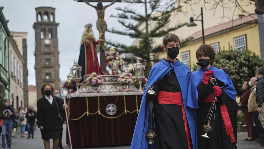 Vuelven las procesiones de Semana Santa a La Laguna 1.078 días después