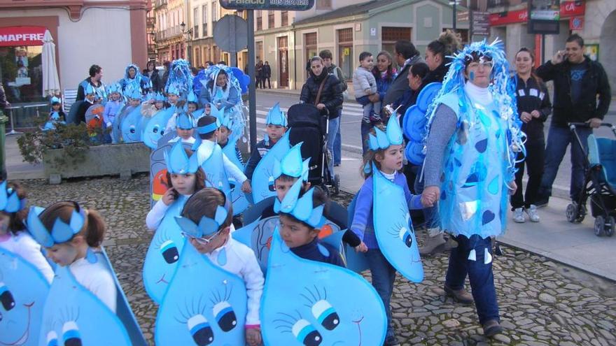 Escolares, en el Carnaval de Vegadeo.