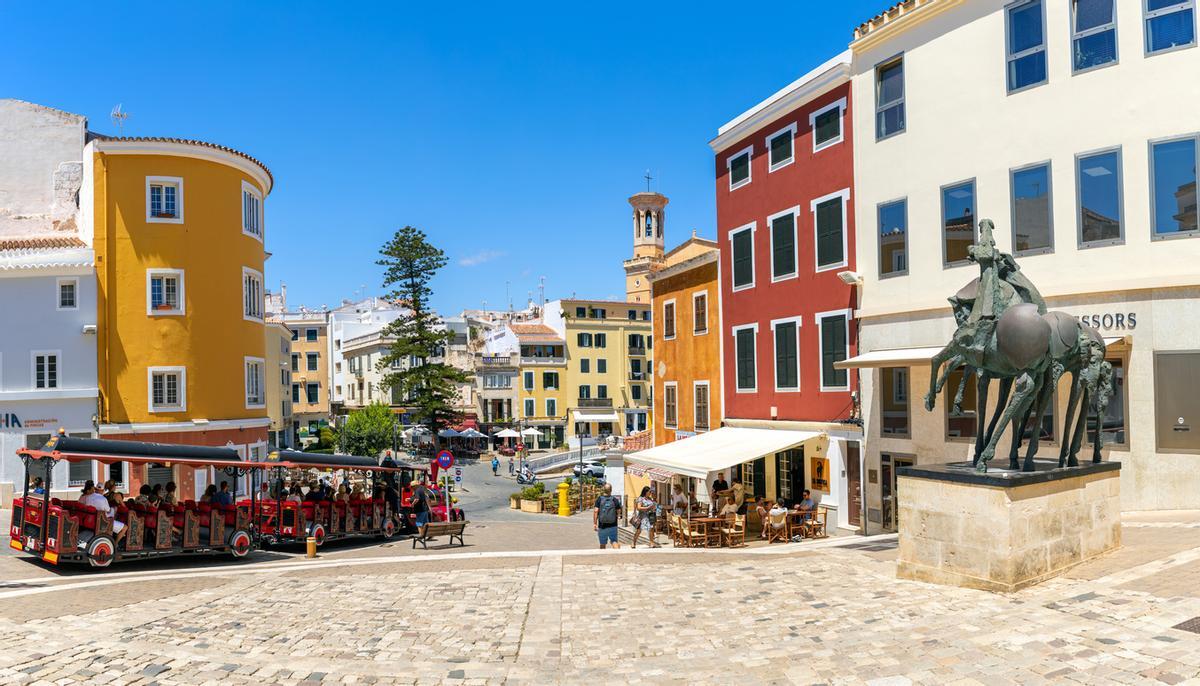 Una isla balear con preciosos pueblos.