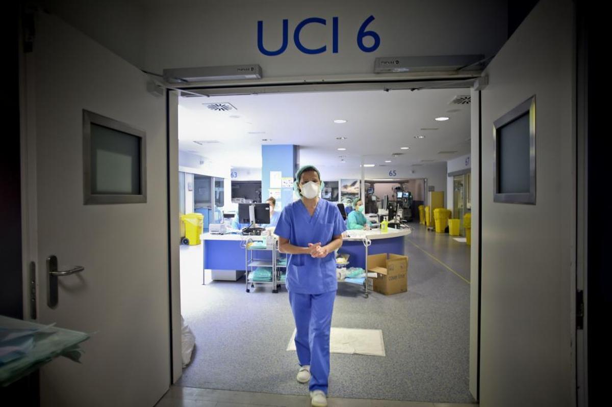 El HUCA prepara nuevos espacios en la UCI ante la previsión de más ingresos