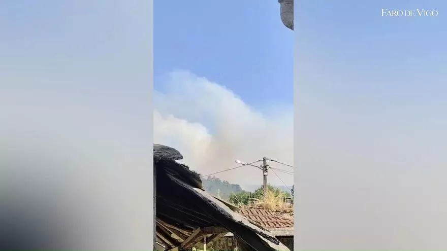 Primeros incendios forestales en Ourense: Boborás registra un fuego activo desde anoche