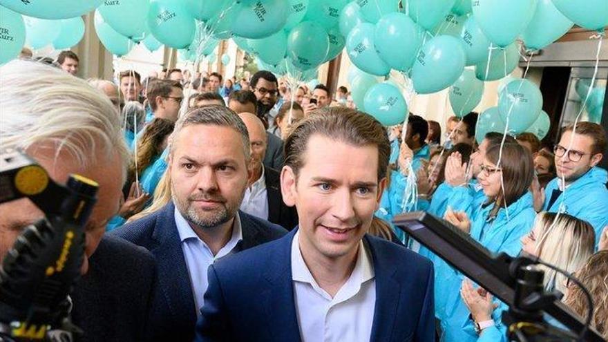 Kurz aspira a capitalizar el retroceso ultra en Austria