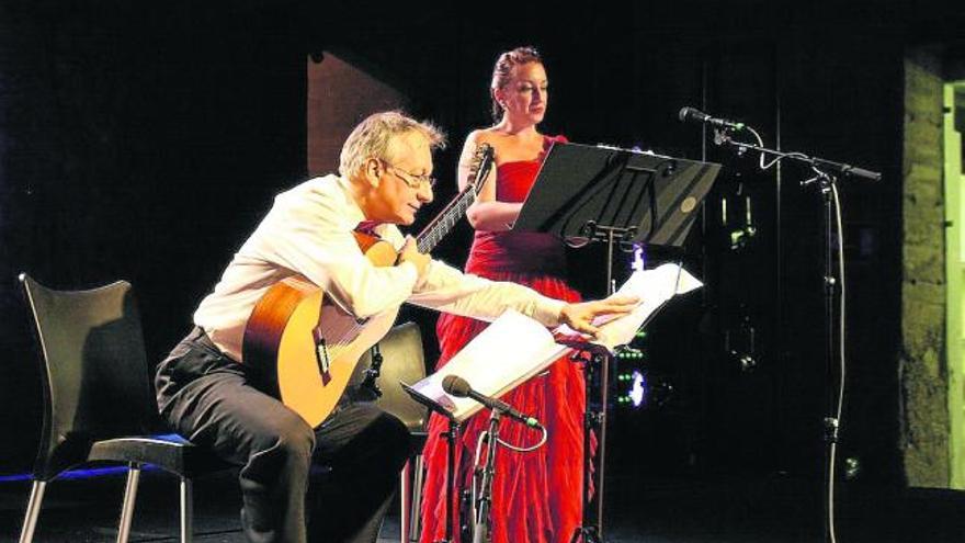 Tributo a la guitarra española de Álvaro Pierri y Pepa García