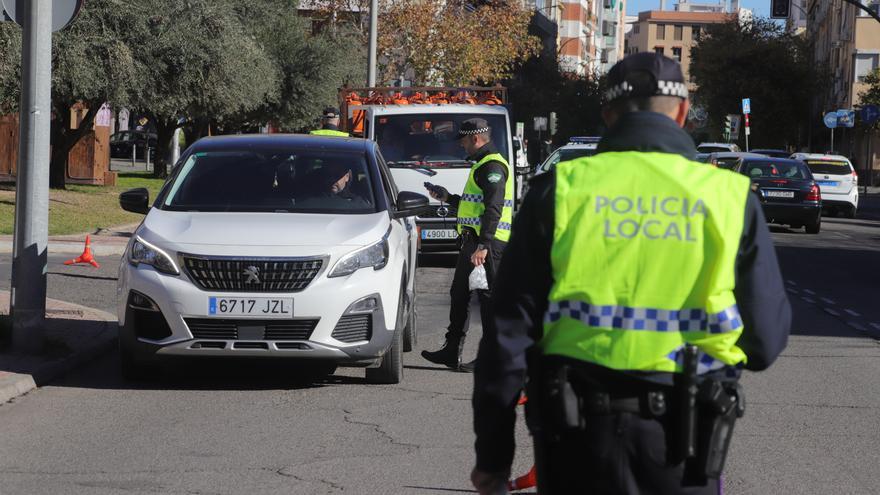 La asesoría jurídica urge a Recursos Humanos a recalcular los sueldos de verano de los funcionarios municipales de Córdoba