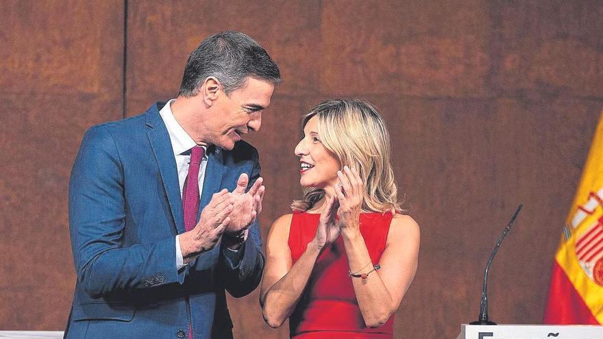 PSOE y Frente Amplio extienden el acuerdo de listas conjuntas para el Senado a toda España salvo Cat ...