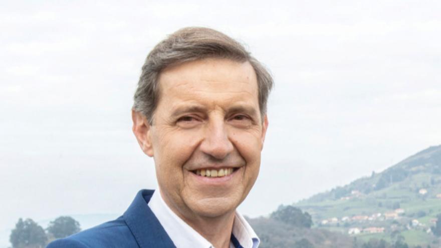 Carlos Fernández Llaneza, candidato del PSOE a la Alcaldía de Oviedo.  | CEDIDA A LNE