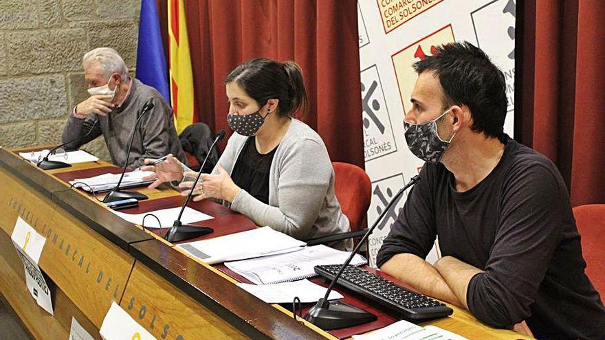 Part de l&#039;equip de govern del Consell Comarcal en un ple