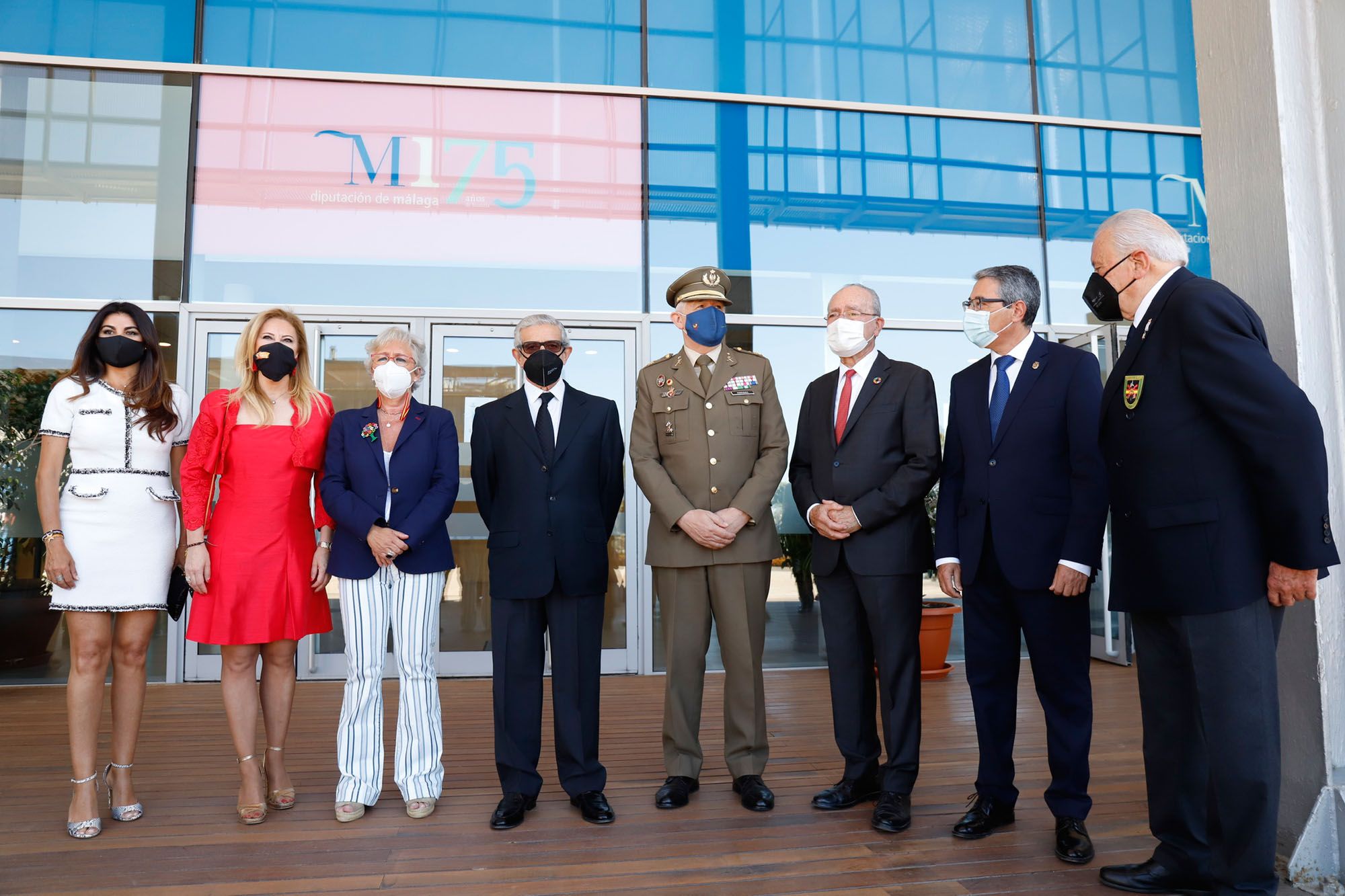 Acto de presentación del cuadro del centenario de la Legión