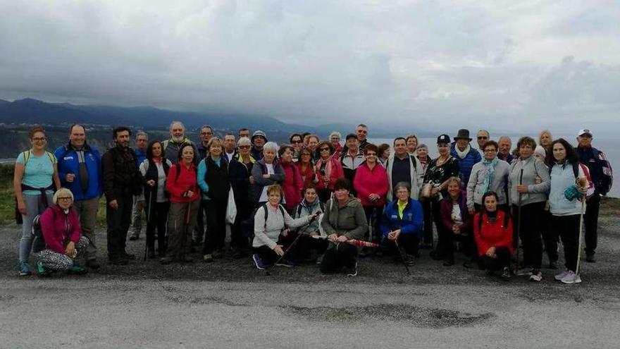 Carreñenses de ruta por el entorno del cabo Vidio