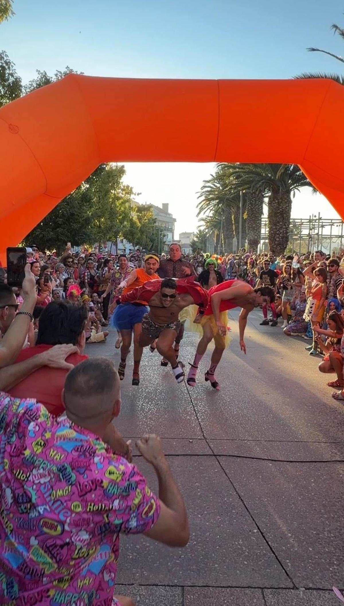 Carrera de tacones.