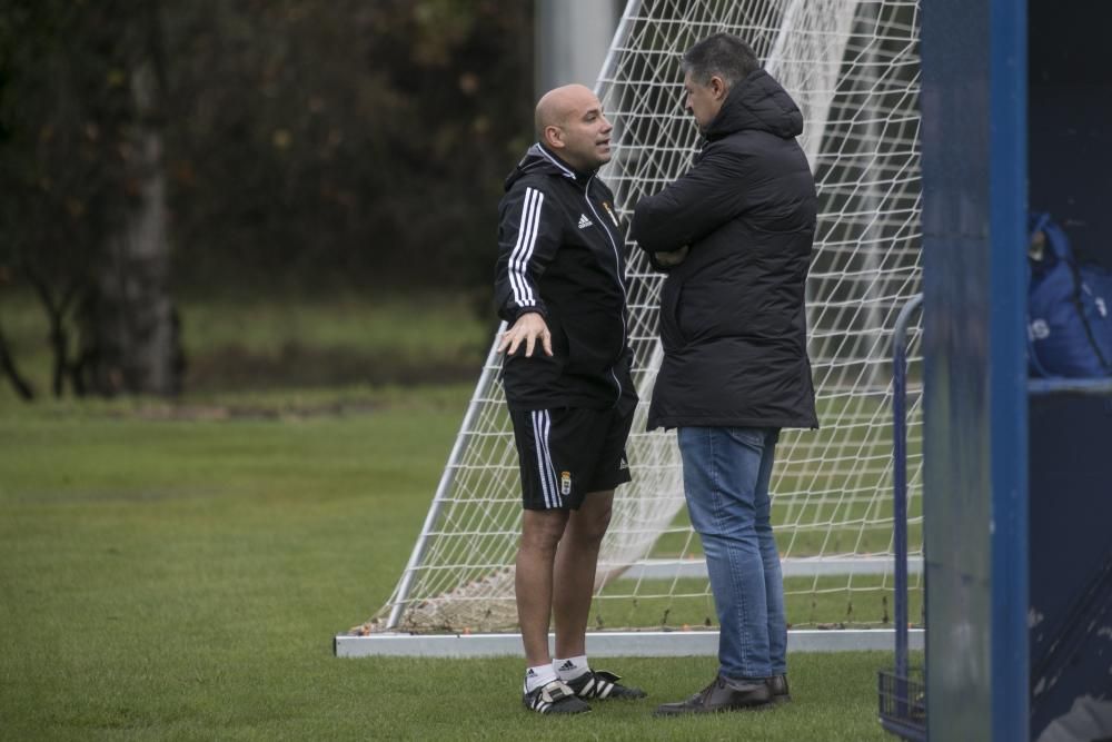 Primer entrenamiento del Real Oviedo después del derbi