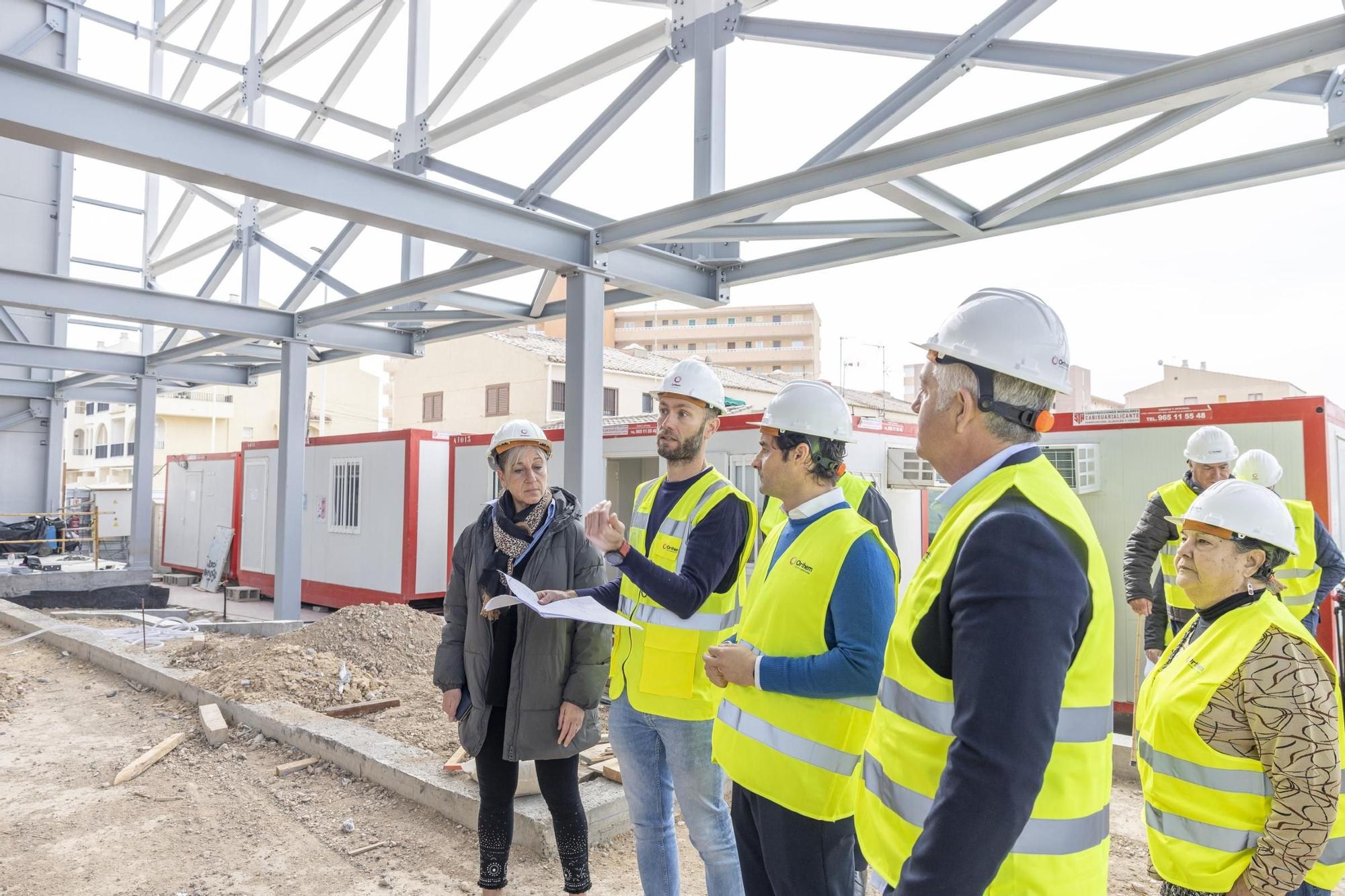 Visita a las obras del pabellón polideportivo de La Mata