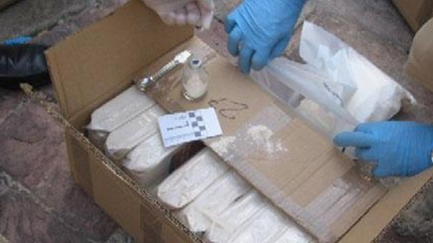 Un alijo de 250 kilos de cocaína disueltos en cacao intervenido por la Policía