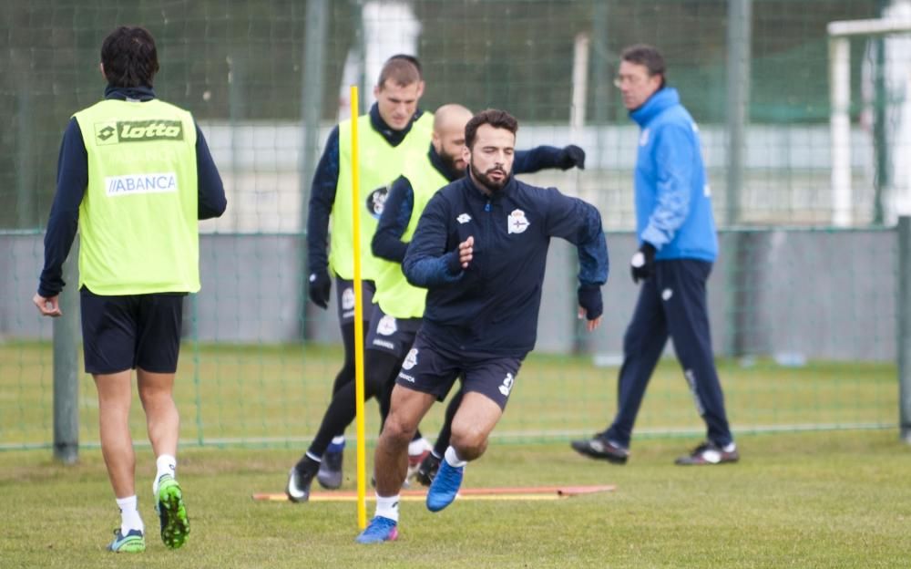 El jugador francés ha entrenado toda la semana al ritmo de sus compañeros. Davy Roef también está entre los escogidoso por el técnico, que ha optado por llevarse a los tres porteros a Eibar.