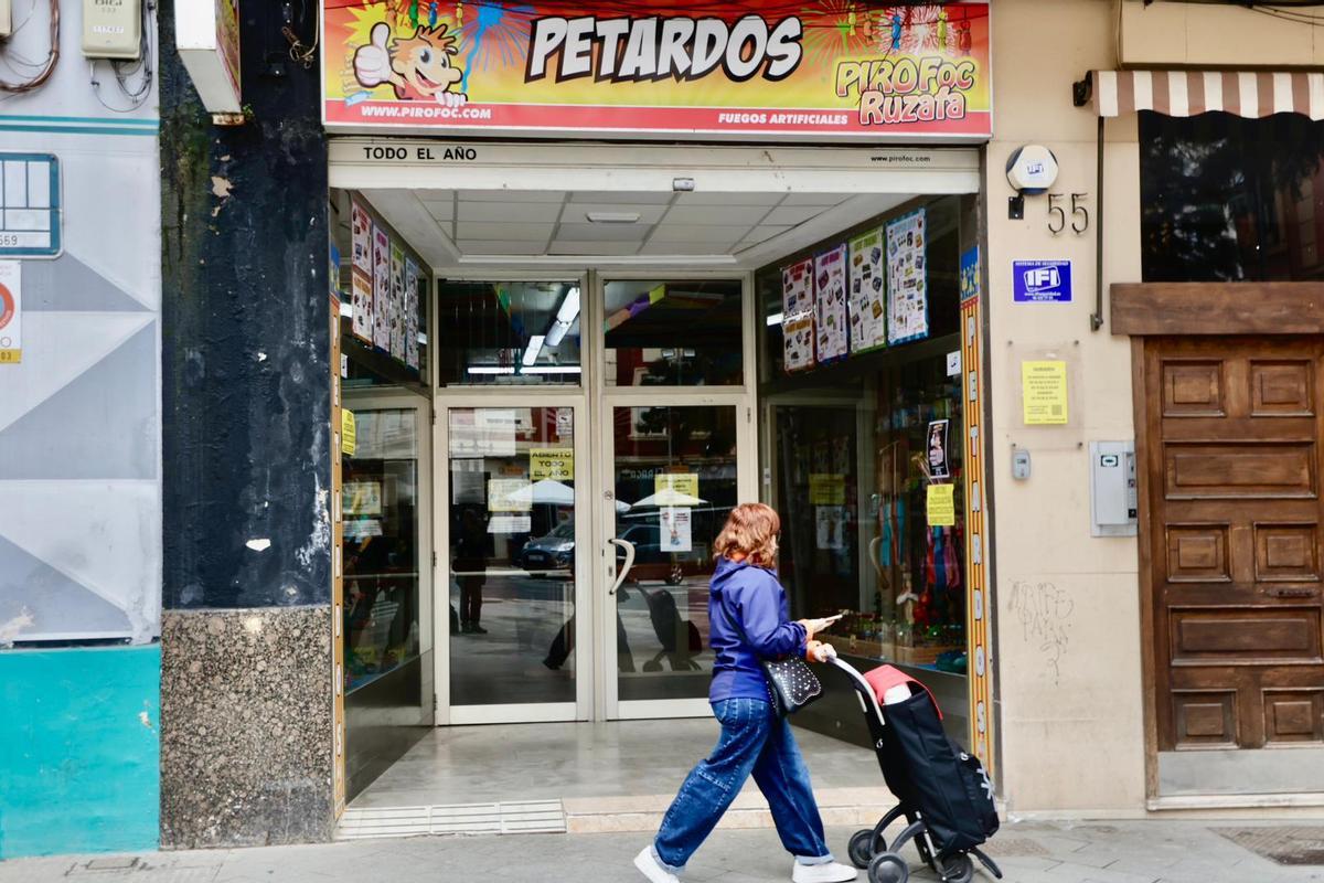 Una de las tiendas de Pirofoc, concretamente la de la calle Cuba de València.
