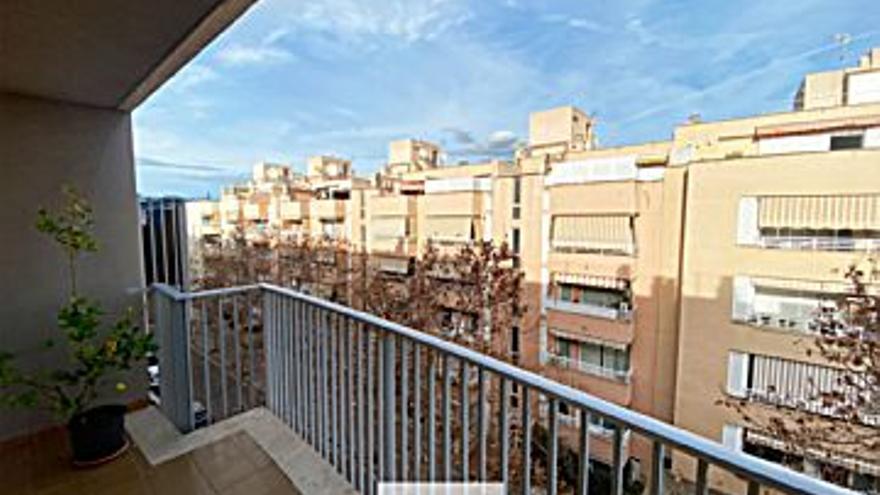 310.000 € Venta de piso en Son Cladera-Son Rutlan-Verge de Lluc (Palma de Mallorca) 98 m2, 2 habitaciones, 2 baños, 3.163 €/m2...