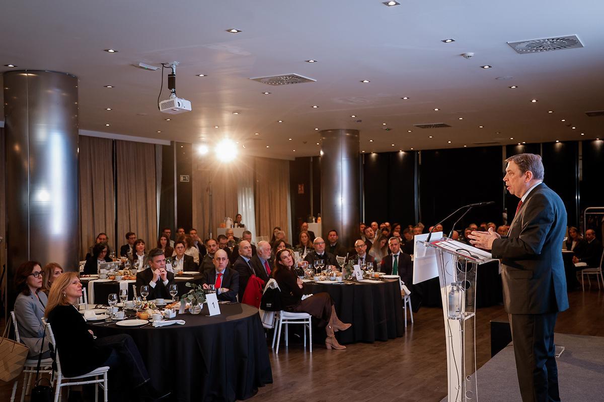 La conferencia de Luis Planas en los Desayunos de Diario CÓRDOBA