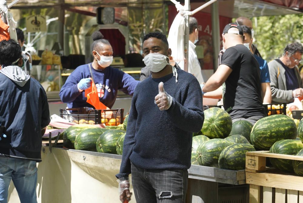 Imatges: EL mercat de Girona en un dissabte de confinament