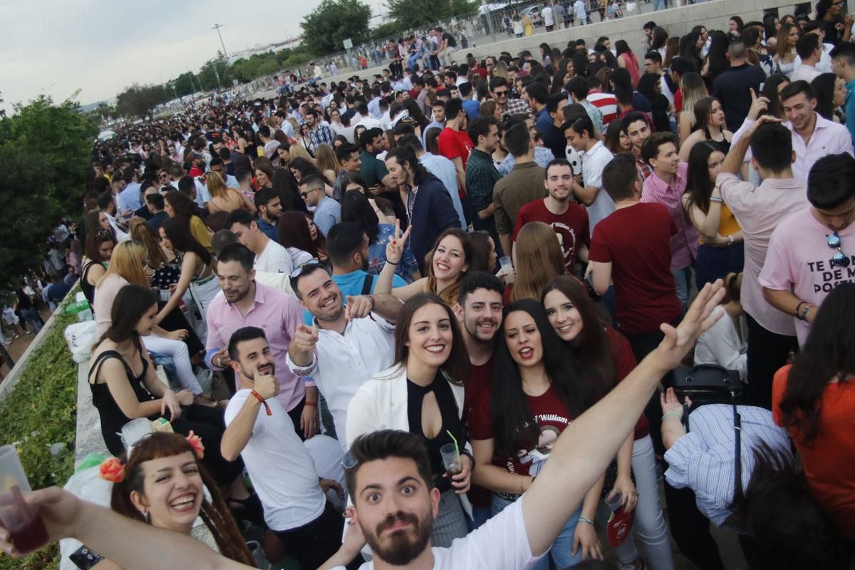 FOTOGALERIA / Botellón en el Arenal