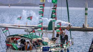 Uno de los barcos de la Flotilla Global Sumud que partió el pasado jueves del puerto turco de Marmaris.