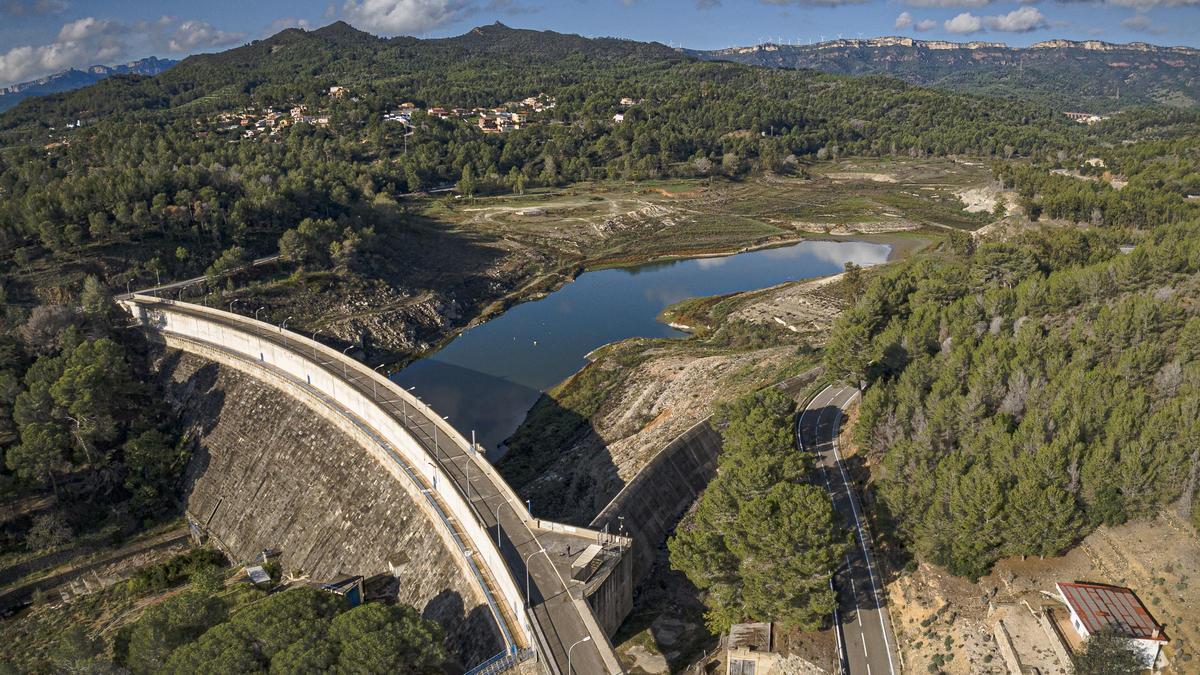 El pantano de Riudecanyes, a vista de dron El pantano de Riudecanyes, a vista de dron
