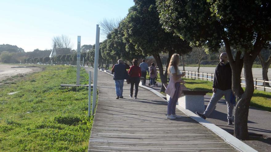 A Illa corta el agua a las duchas de las playas