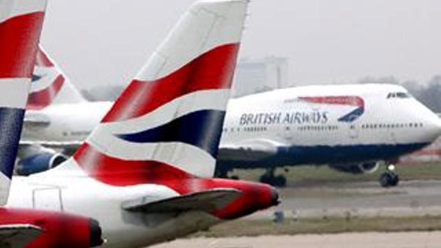 British Airways y Qantas negocian una potencial fusión