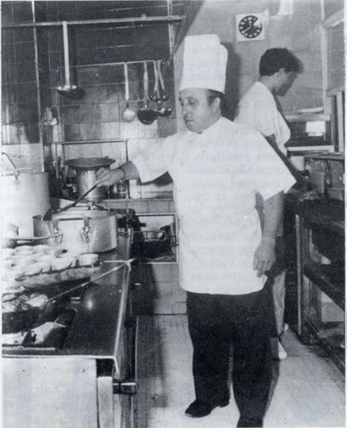 Agustí Viarnés, a la cuina del restaurant.