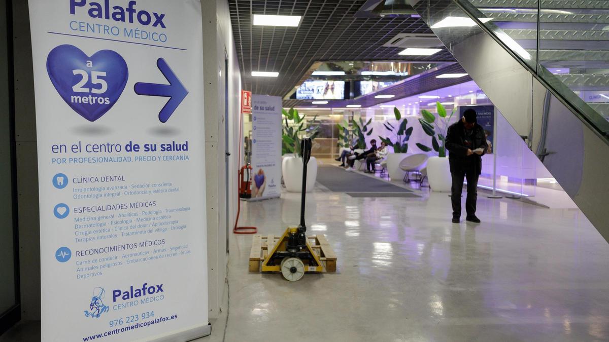 Desconcierto entre los pacientes de la clínica Palafox de Zaragoza
