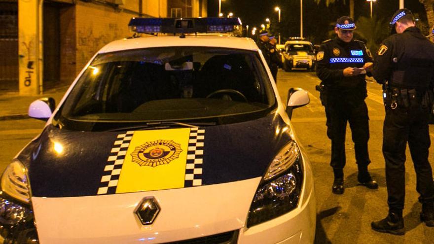 Cuatro detenidos con antecedentes tras circular en un coche robado en Elche