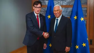 Illa trata de convencer a António Costa de que la oficialidad del catalán en la UE es "una cuestión de justicia lingüística"