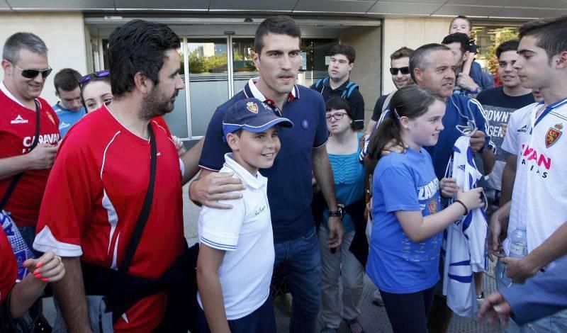 Presentación de Zapater en la Romareda