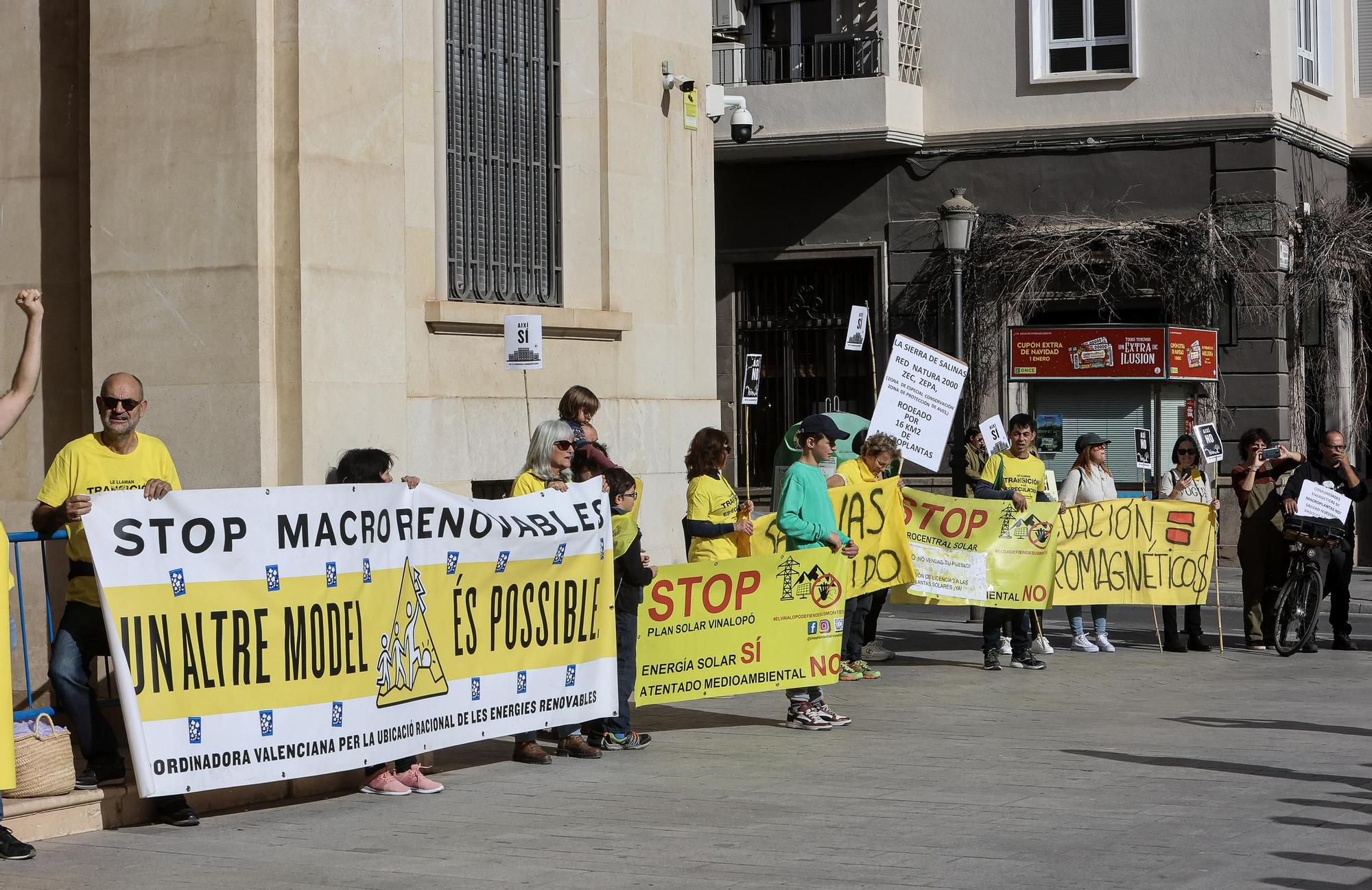 Manifestación contra las plantas solares en la provincia