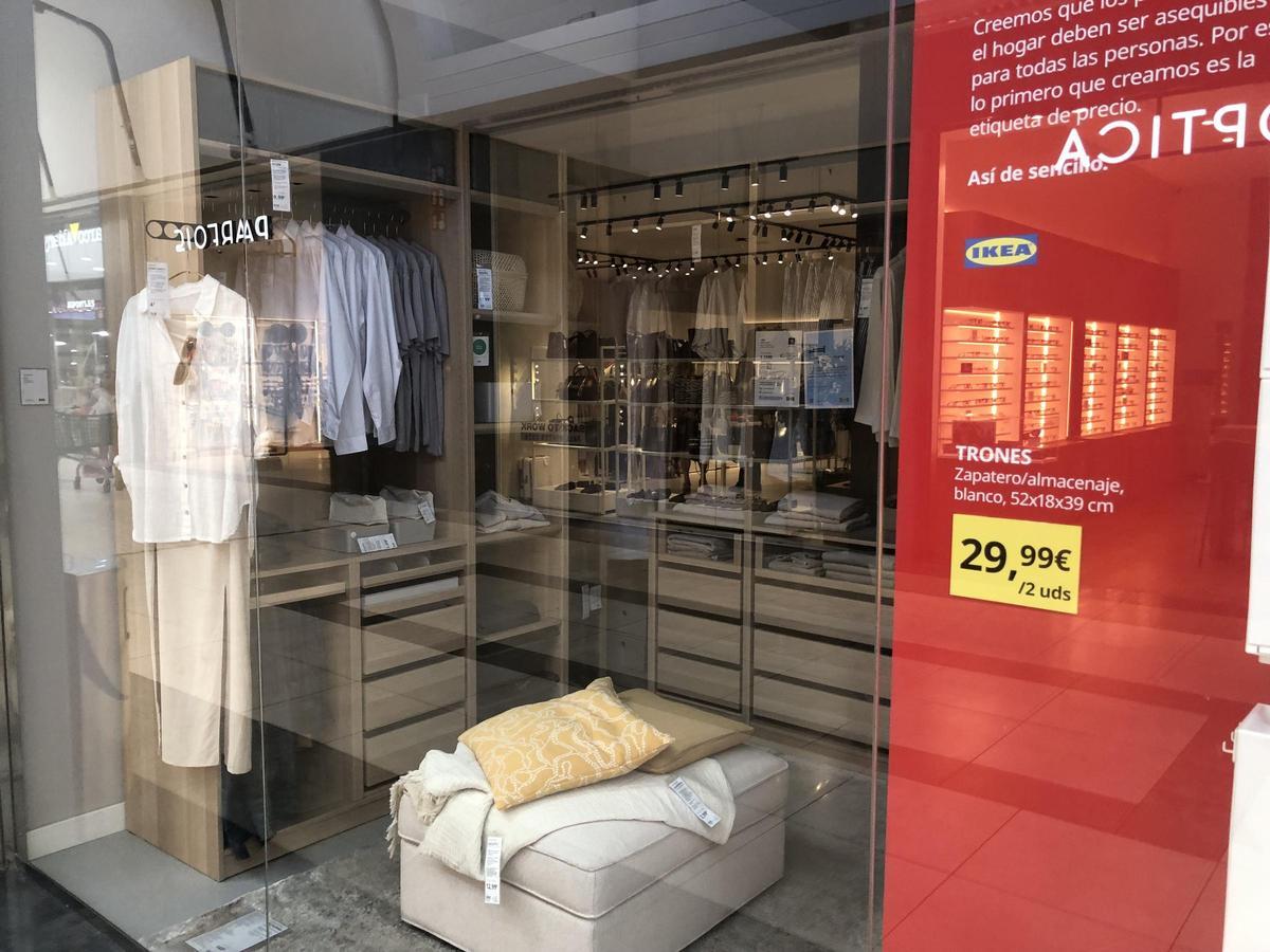 Fotogalería | Cierra la tienda de Ikea en el Centro Comercial Ruta de la Plata de Cáceres Fotogalería | Cierra la tienda de Ikea en el Centro Comercial Ruta de la Plata de Cáceres