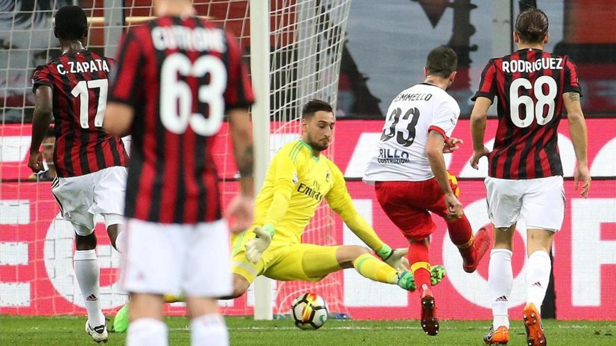 Iemmello logró el gol de la victoria campana a los 29 minutos.