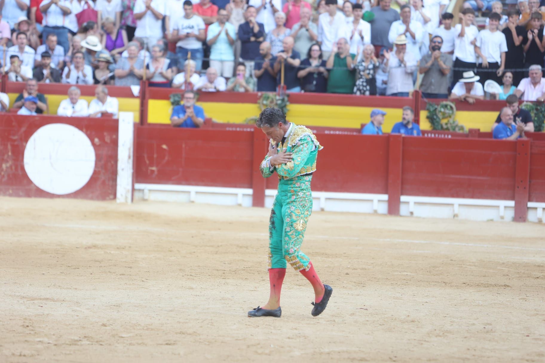 Así ha sido la tarde de Toros de Victorino Martín para Manuel Escribano, en solitario, en Alicante
