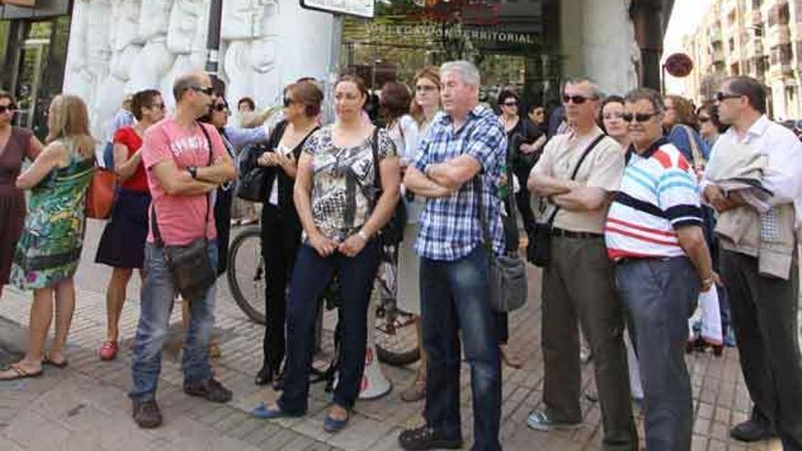 Una de las protestas de la Junta de Personal de Sacyl a las puertas de la Junta.