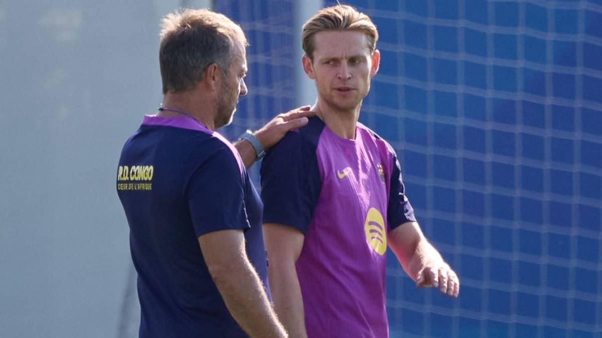 Frenkie de Jong abandona la Ciutat Esportiva tras pasar pruebas médicas.