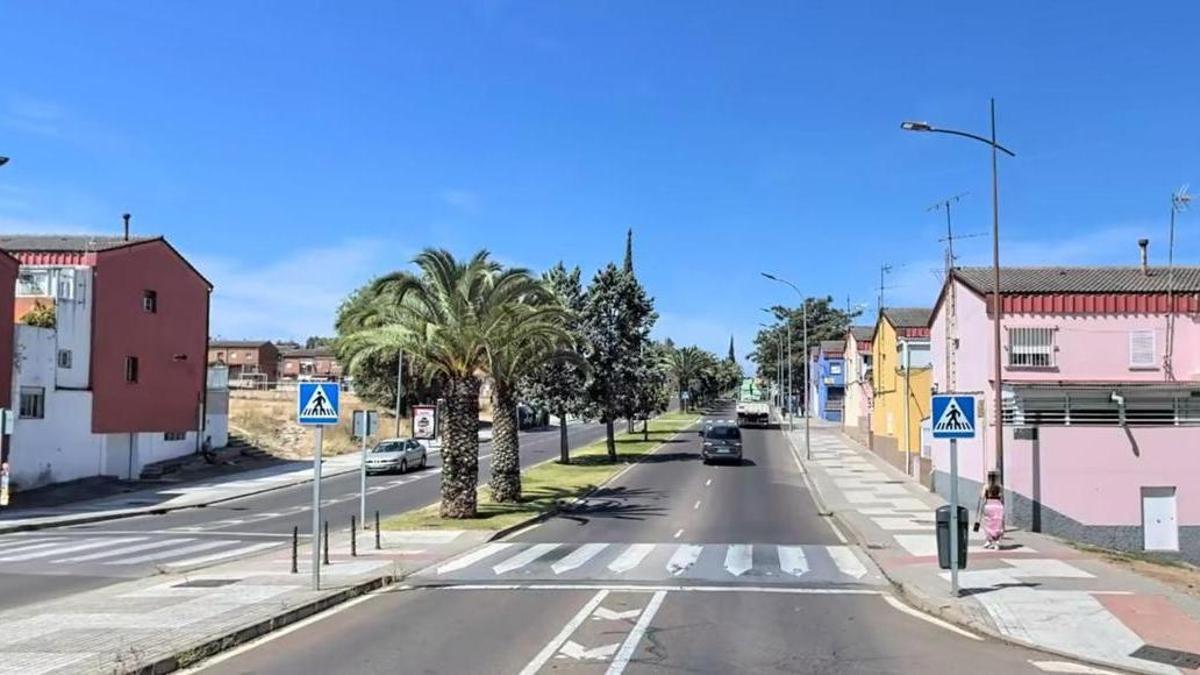 Avenida Luis de Góngora en el Cerro de Reyes, donde se ha producido el incendio de una fachada.
