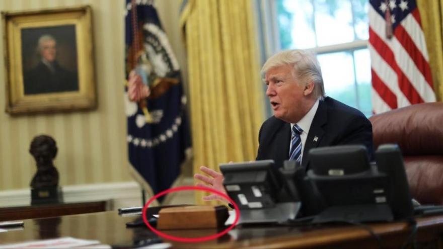 Trump utiliza el &#039;botón rojo&#039; de la Casa Blanca para pedir coca-colas