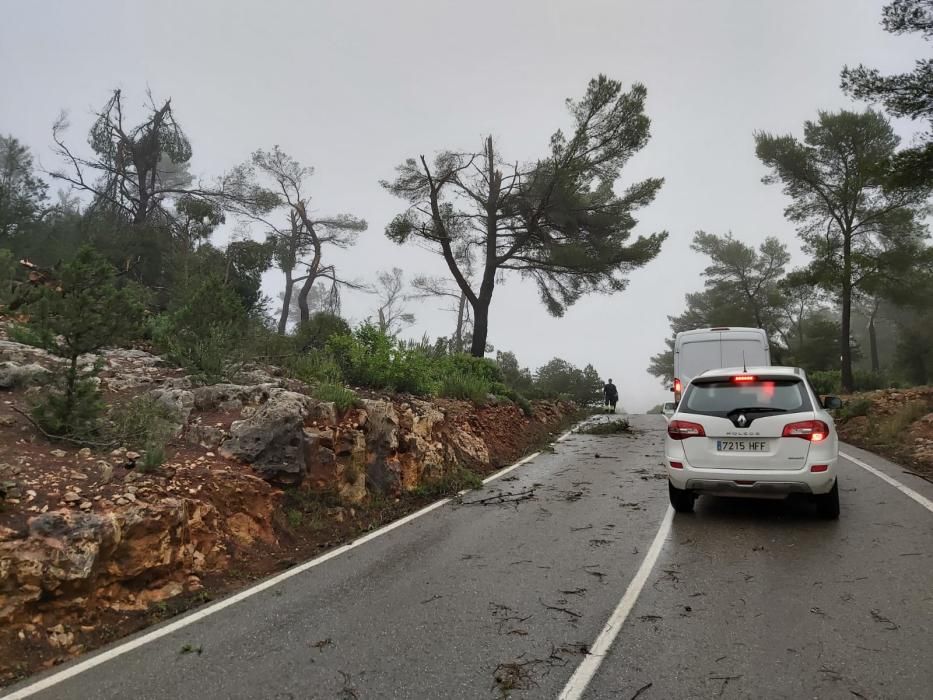 El temporal descarga sobre Ibiza y Formentera